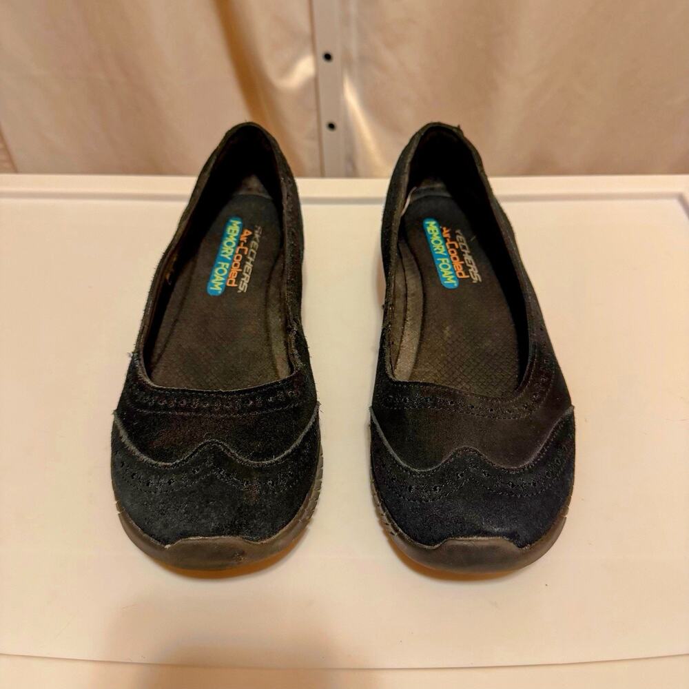 Skechers Black Leather Ballet Flats Breathe Easy Memory Foam Women’s 8.5 Slip On